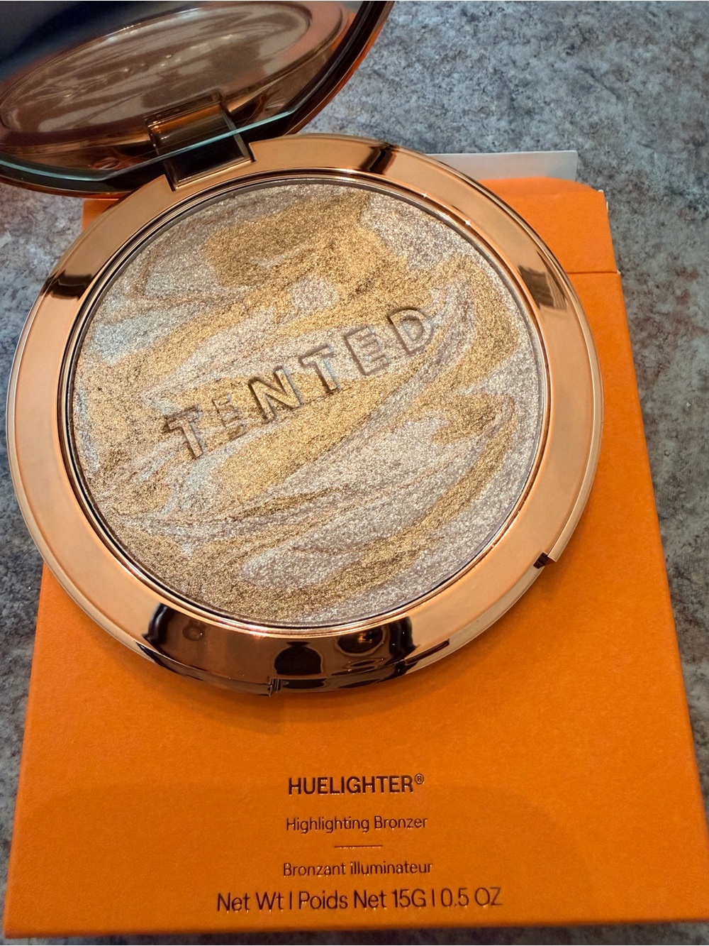 Live Tinted Huelighter Highlighting Bronzer - Shimmering Gold & Silver